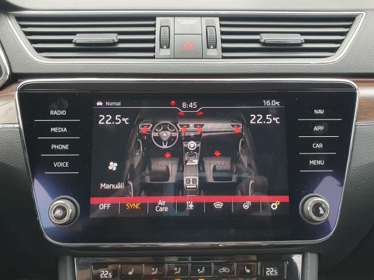 Škoda Superb Combi Scout