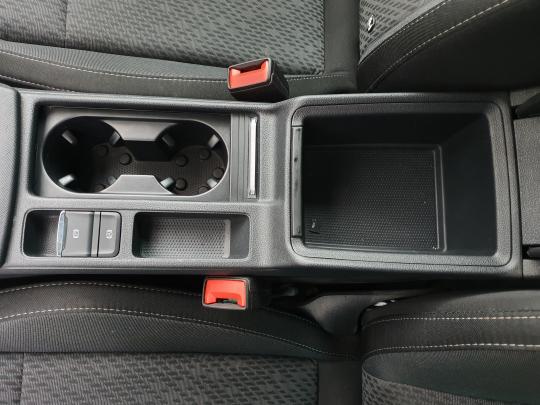 Škoda Octavia Combi Elegance.