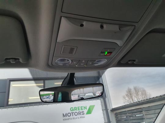 Škoda Karoq Ambition Plus.