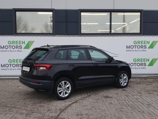 Škoda Karoq Ambition Plus.