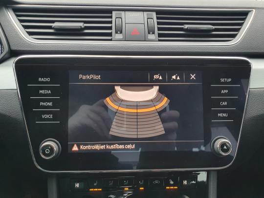 Škoda Superb Ambition.