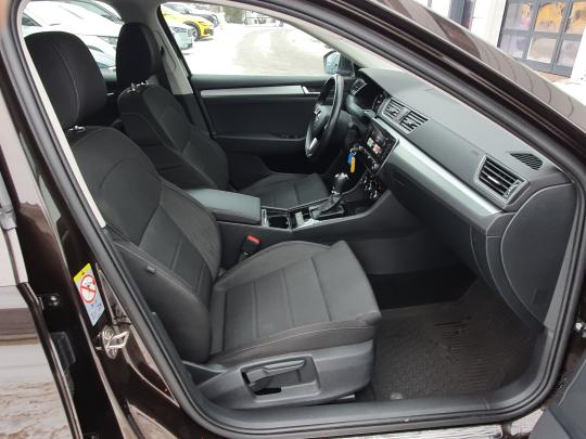 Škoda Superb Ambition.