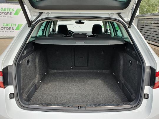 Škoda Superb Ambition Plus