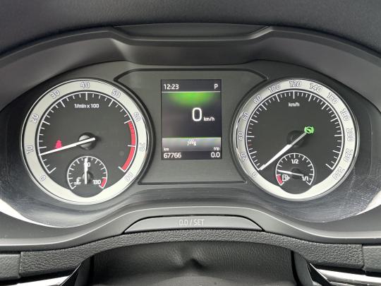 Škoda Karoq Elegance FL