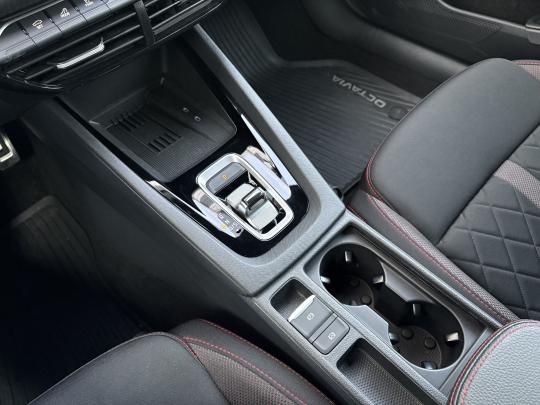 Škoda Octavia Combi RS FL