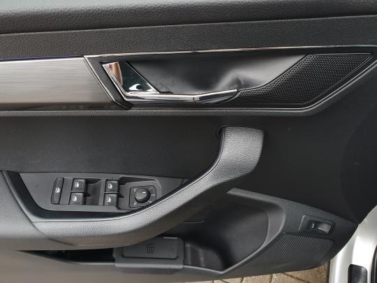 Škoda Karoq Elegance Plus