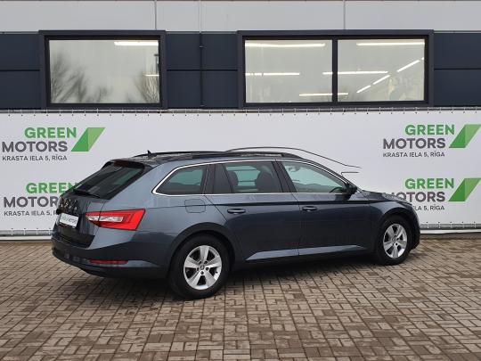 Škoda Superb Combi Ambition