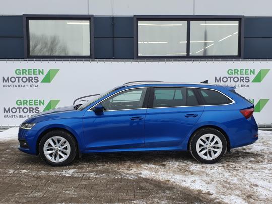 Škoda Octavia Combi Elegance.