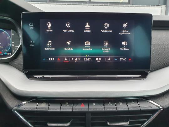 Škoda Octavia Combi Elegance.