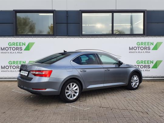 Škoda Superb Ambition Plus