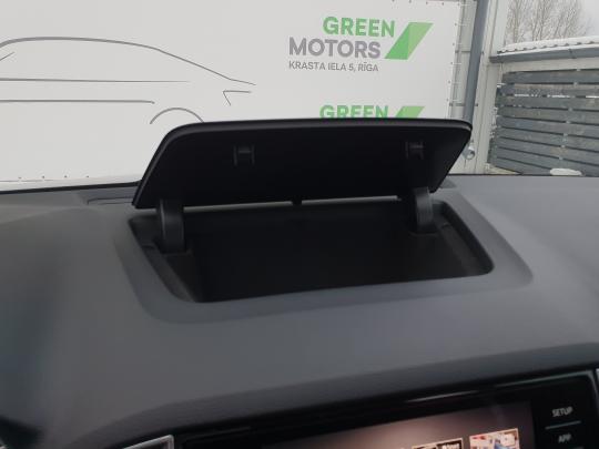 Škoda Karoq Ambition Plus.