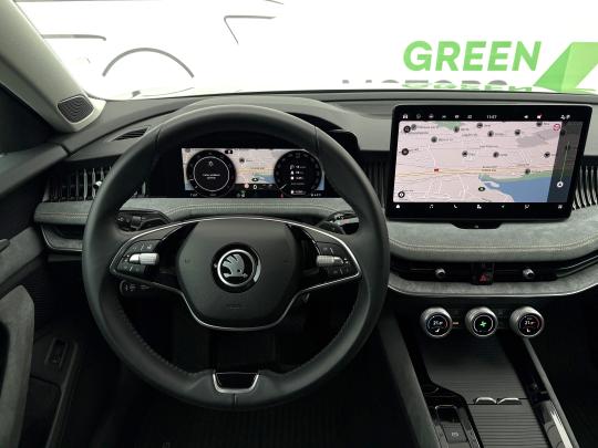 Škoda Superb HB Selection