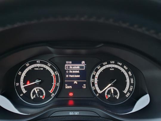 Škoda Karoq Ambition Plus.