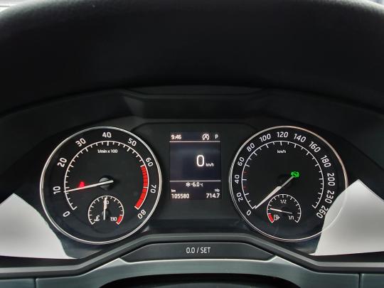 Škoda Superb Ambition.