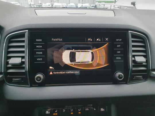 Škoda Karoq Ambition Plus.