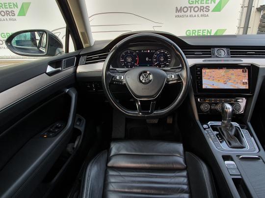 Volkswagen Passat (B8) Variant R-Line 4Motion