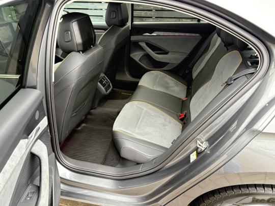 Škoda Superb HB Selection