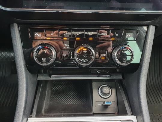 Škoda Superb Ambition Plus